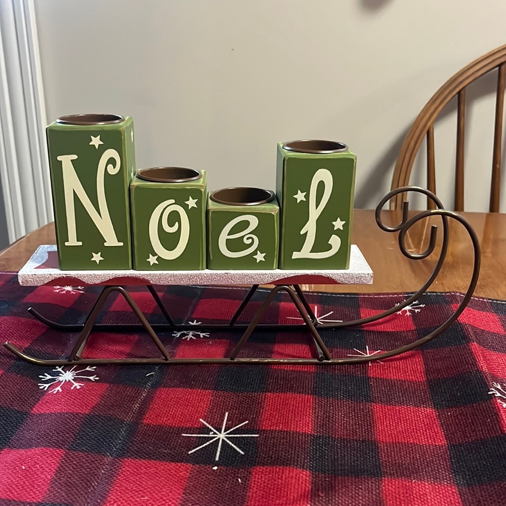 Noel Sleigh Candle Holder